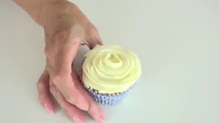 Bake club presents: How to make buttercream roses