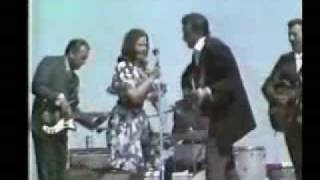 Johnny Cash and June Carter Cash - Long Legged Guitar Pickin&#39; Man