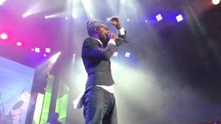 Sizzla - Ain&#39;t Gonna See Us Fall (Marley 71st Redemption Live)