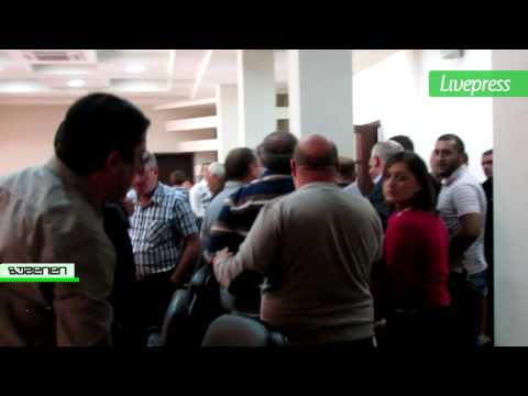 დაპირისპირება საკრებულოში