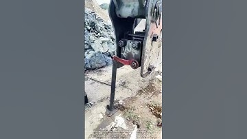 Clever way to unload excavator screws