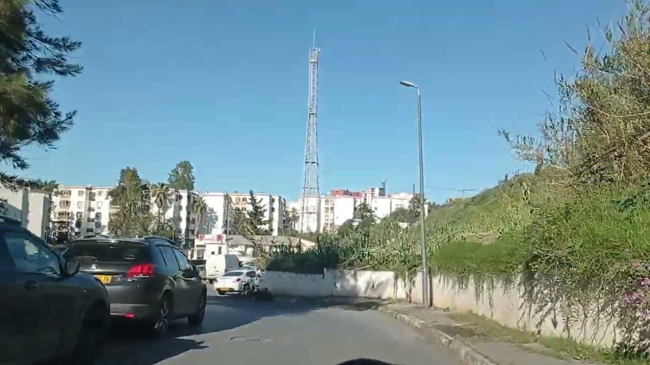 Driving in Algiers - From Les Sources to Said Hamdine via Birkhadem