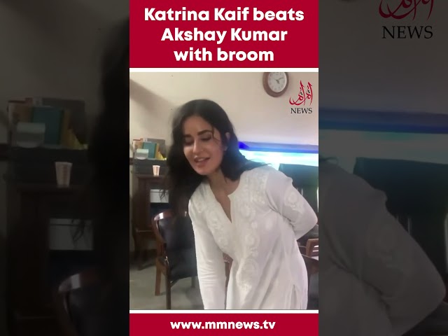 Katrina Kaif beats Akshay Kumar with broom