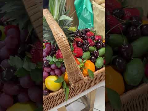 Видео: #fruit #ананас #голубику #ананас #клубника #малина #папайя #черешня #фрукты #лимон