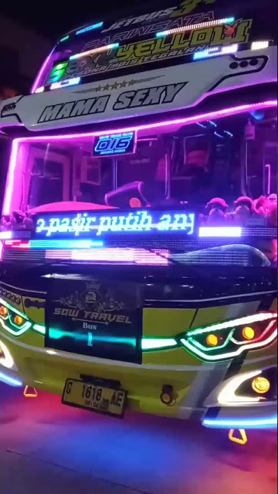 #storywabus #busfullstrobo story' wa bus malam