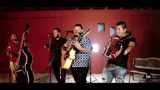 Video thumbnail of "Andamos En El Ruedo (Con Tololoche) - Grupo Novato (Live Session) Linea Sogni"