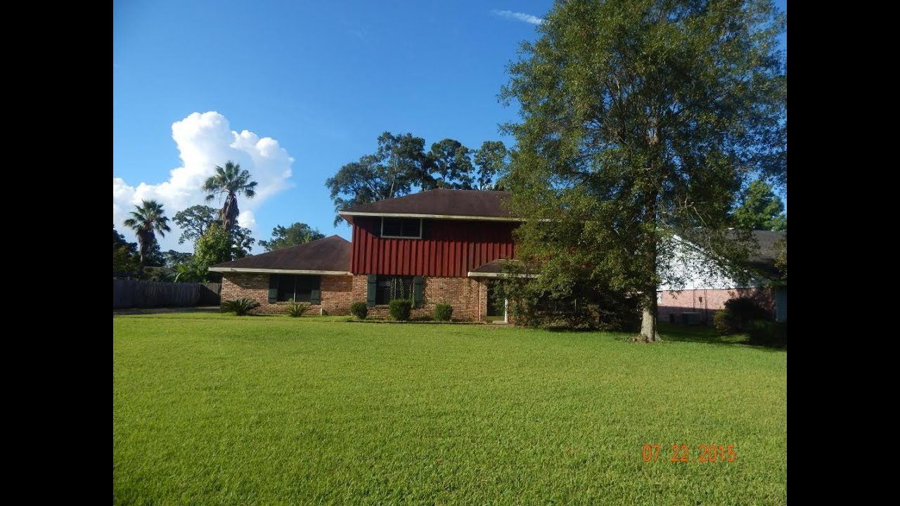 Home for sale - 2029 Marge Ln, Sulphur, LA 00000