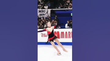 Yuna Kim vs. Carolina Kostner 3 Flip + 3 Toe-loop Combination (No hate please, love them both)