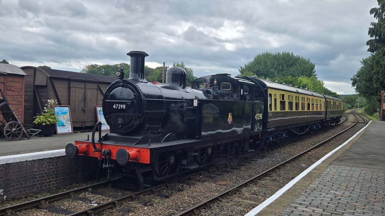 LMS 3F Jinty No.47298 departing Hampton Loade Station 19/09/2025