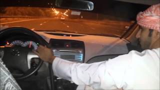 How People In UAE Switch Seats While They Are Driving The Car !!