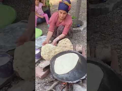 Videó: Hol van a naan kenyér?