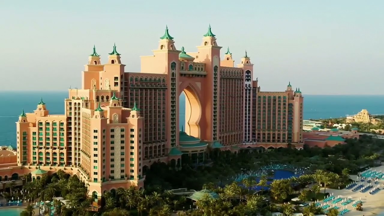 Strait of Hormuz, Persian Gulf, Crude Oil Shipping, UAE trades. Urdu/ Hindi Documentary