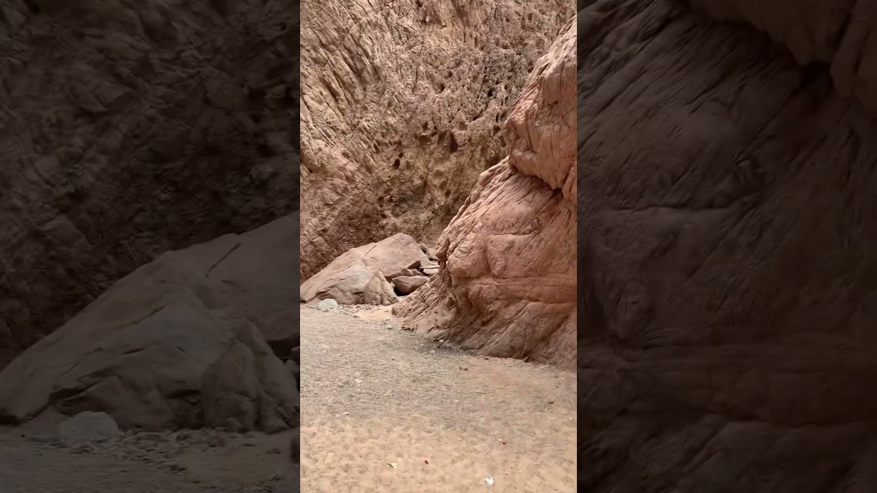 Прогулка до каньона с братишками арабами. Wadi El Weshwash