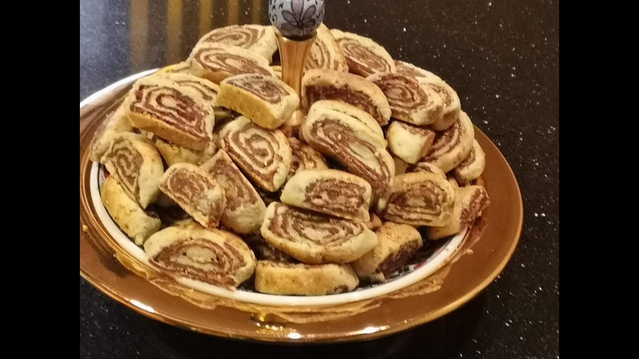 المقروطة الرائعة وبعجينة مميزة والسر بفرد التمر