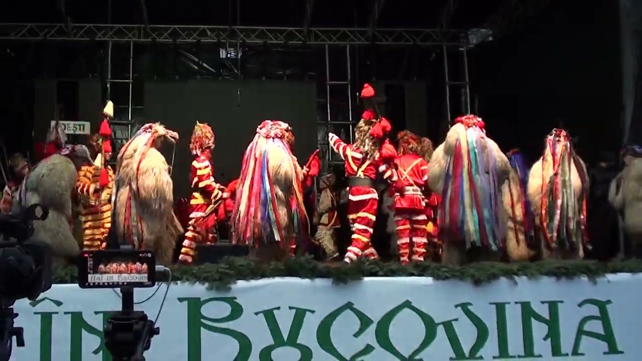 Ceata mare de ursi de la Udesti pe scena in Suceava - 27.12.2022