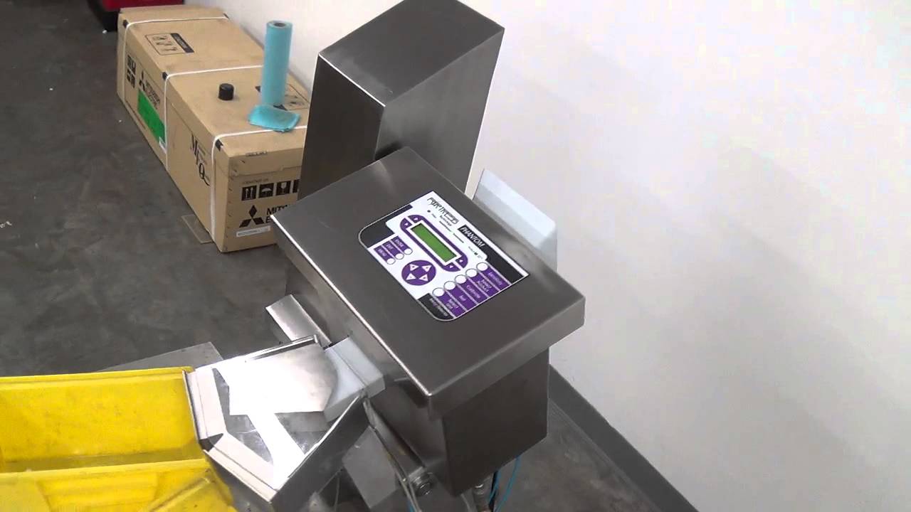 B4420 Fortress Phantom Gravity Metal Detector Sigma Packaging