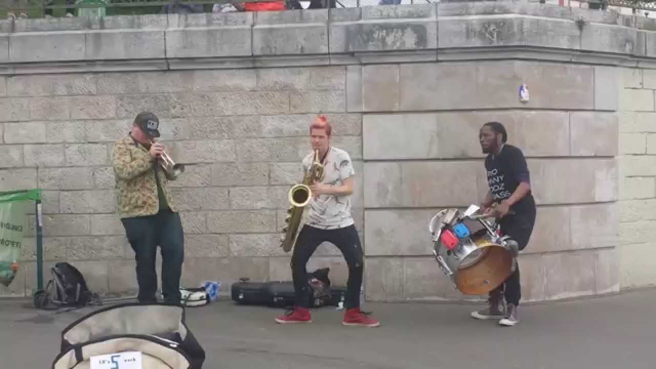 TOO MANY ZOOZ in Paris, France