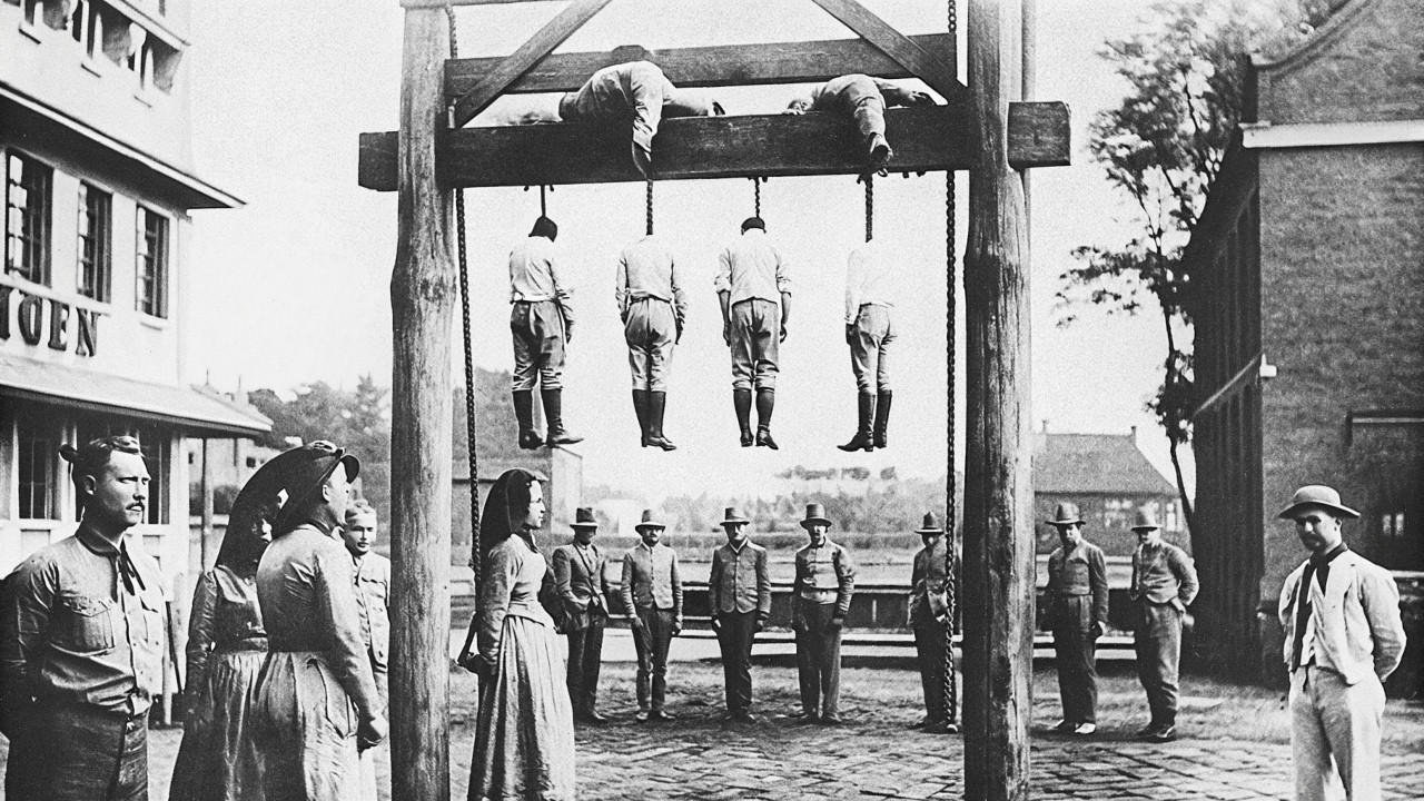 These 100 Old Images Change Everything We Know About History!