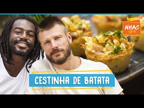 Vídeo: Receita: Cantarelos Fritos Em "cestas" De Batata Em RussianFood.com