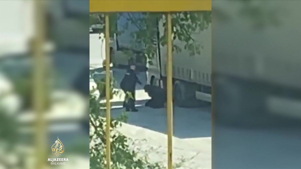 بعد انتشار لقطات فيديو تُظهر عنف الشرطة ضد المهاجرين، فتحت وزارة الداخلية الصربية تحقيقاً في الأمر.
