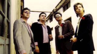 Video thumbnail of "los manolos - el muerto vivo (RUMBA GITANA)"