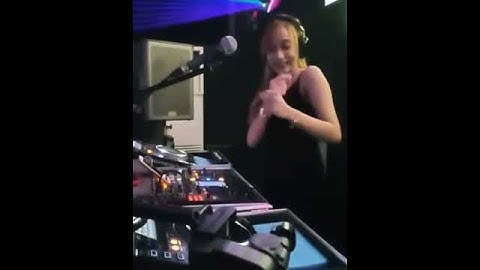 Joget DJ Vee nouna on the mix