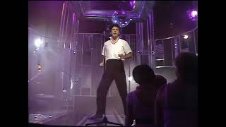 SHAKIN' STEVENS - IT'S LATE - TOP OF THE POPS - 21/7/83 [RESTORED]