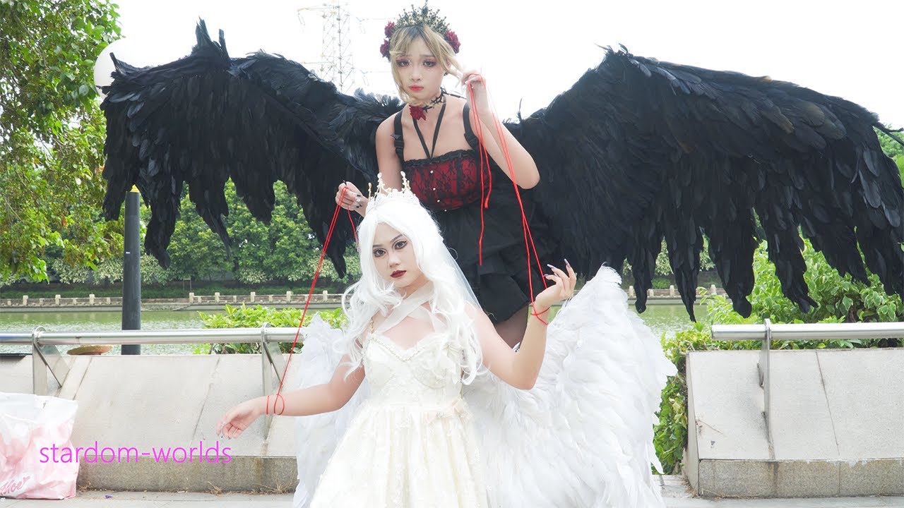 2023广州艾妮漫展 Lolita 黑天使 & 白天使 cosplay / ロリータ / コスプレ / 코스프레 - YouTube
