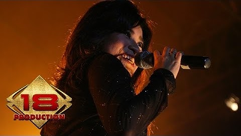 Ikke Nurjanah - Munafik (Live Konser Blitar 28 Januari 2006)