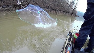 How To Throw A Cast Net From A Kayak | Beginners Cast Net Tips