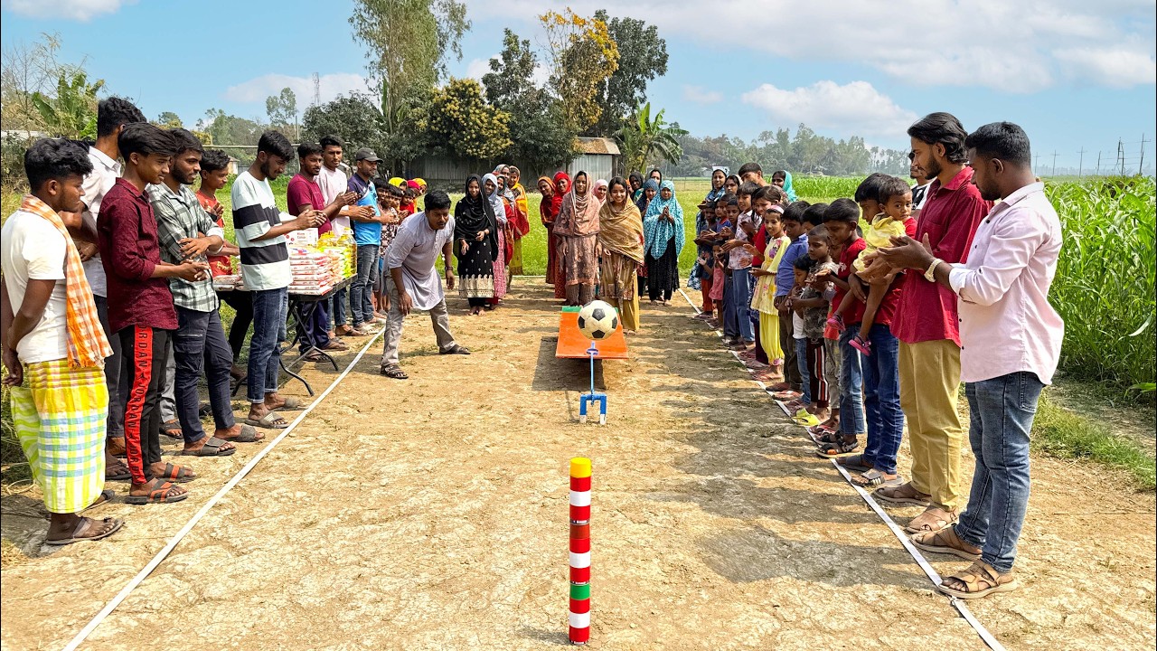 Everyone Is Trying Their Luck! Villagers Compete with Full Effort to Win Daily Necessities !