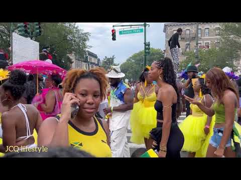 Video: Guide till West Indian Labor Day Parade i Brooklyn