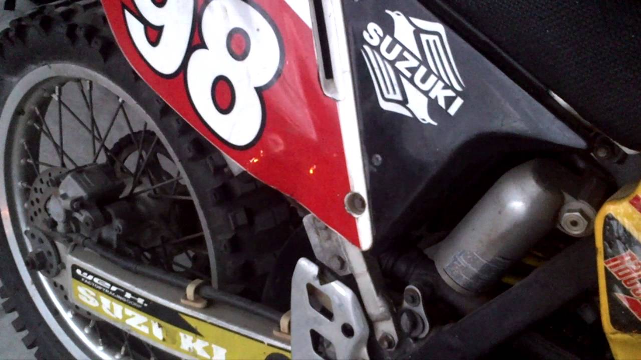 Suzuki rmx 250s