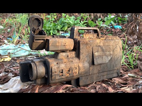 Видео: Реставрация старого Panasonic M7 | Снесите видеокамеру Panasonic
