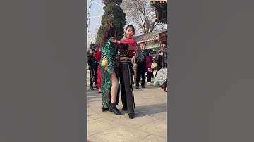 #dance #chinesedancer #duet #一起跳舞 #funny #kungfu #一起跳舞 #fashion #搞笑 #搞笑 #happy #entertainment