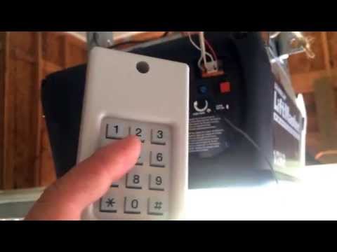 فيديو: كيف تقوم ببرمجة لوحة مفاتيح لاسلكية لفتح باب الجراج؟