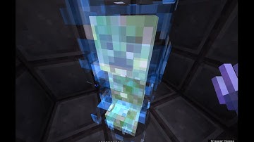 Netherite vs. Charged Creeper Minecraft 1.16