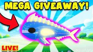 I'm Giving Away A *Mega Diamond Mahi* In Adopt Me! DREAM PET GIVEAWAY!