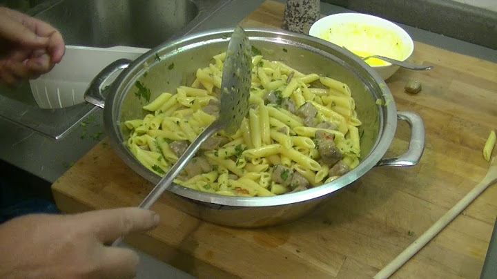 Penne alla carbonara...col tonno. Vino consigliato: Caribante rosso del Salento