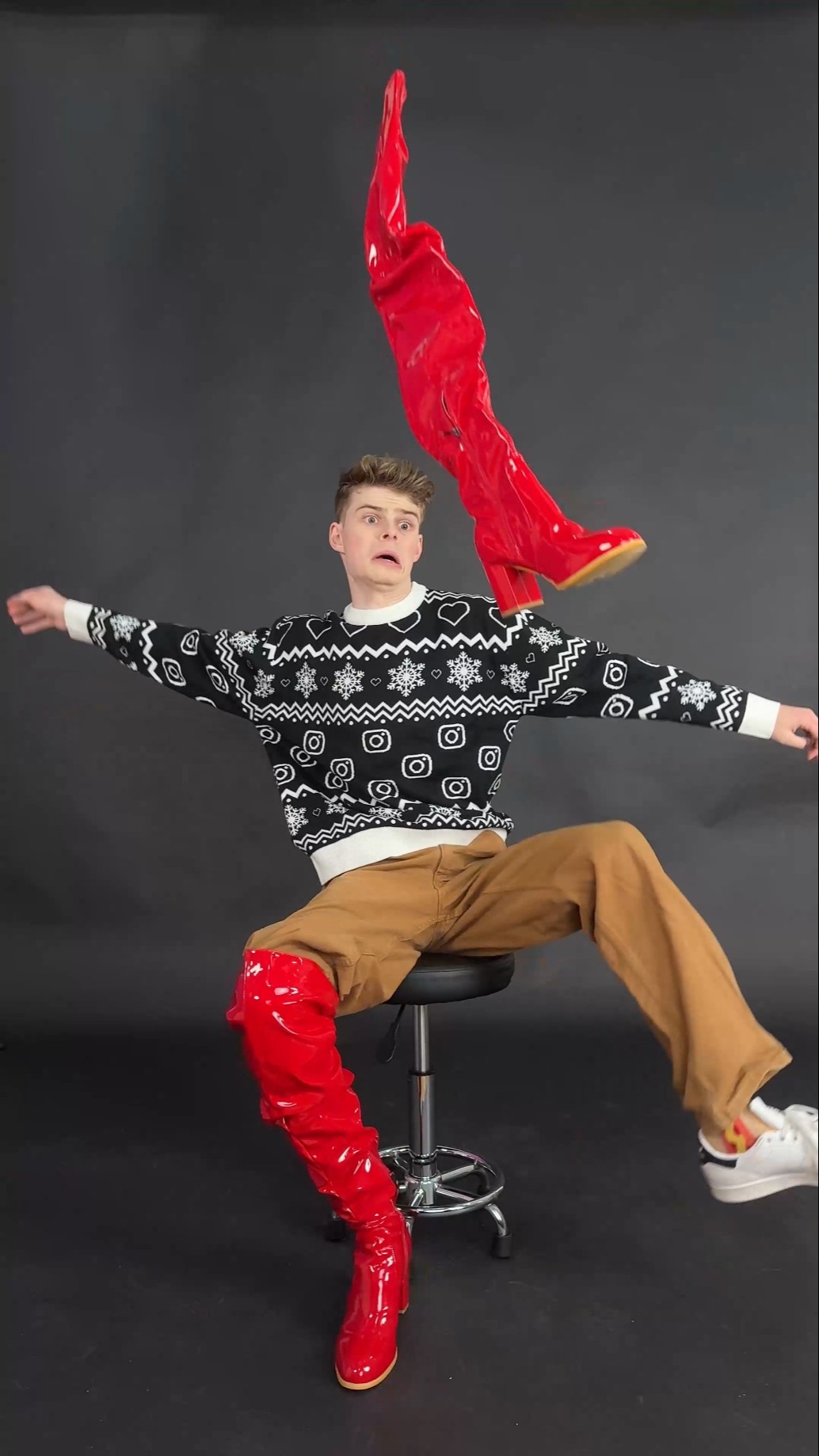 TRANSITION FAIL! Merrick @rachelmichellepizzolato @IndiStar #boots #skit #gottalent #funny