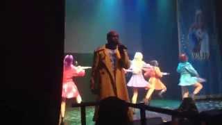 Todrick Hall Twerking In The Rain Nyc September 2014.