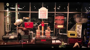 Apple Cider Machine Timelapse: Christmas Window Display at Deseret Book