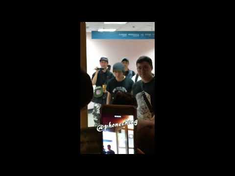 9) 180428 우원재 back stage 台灣龍虎門音樂節 TAIWAN LONG HU MEN FESTIVAL
