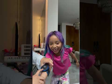 LEIKA NYOBAIN ALAT PIJAT VIRAL, SERU BANGET MALAH NGAKAK GAK TAKUT KESETRUM 😂 #leika #shorts #viral