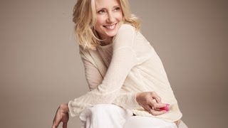 Anne Heche Presents Tickle Time!