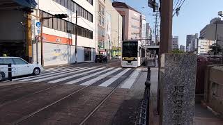 長崎電気軌道５０００形浜町アーケード発車と１３００形到着(５系統)