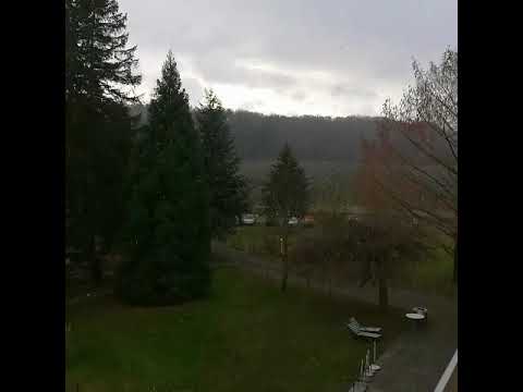 حالات واتساب فيروز غنية ثلج ثلج مع احلى منظر حالات واتساب