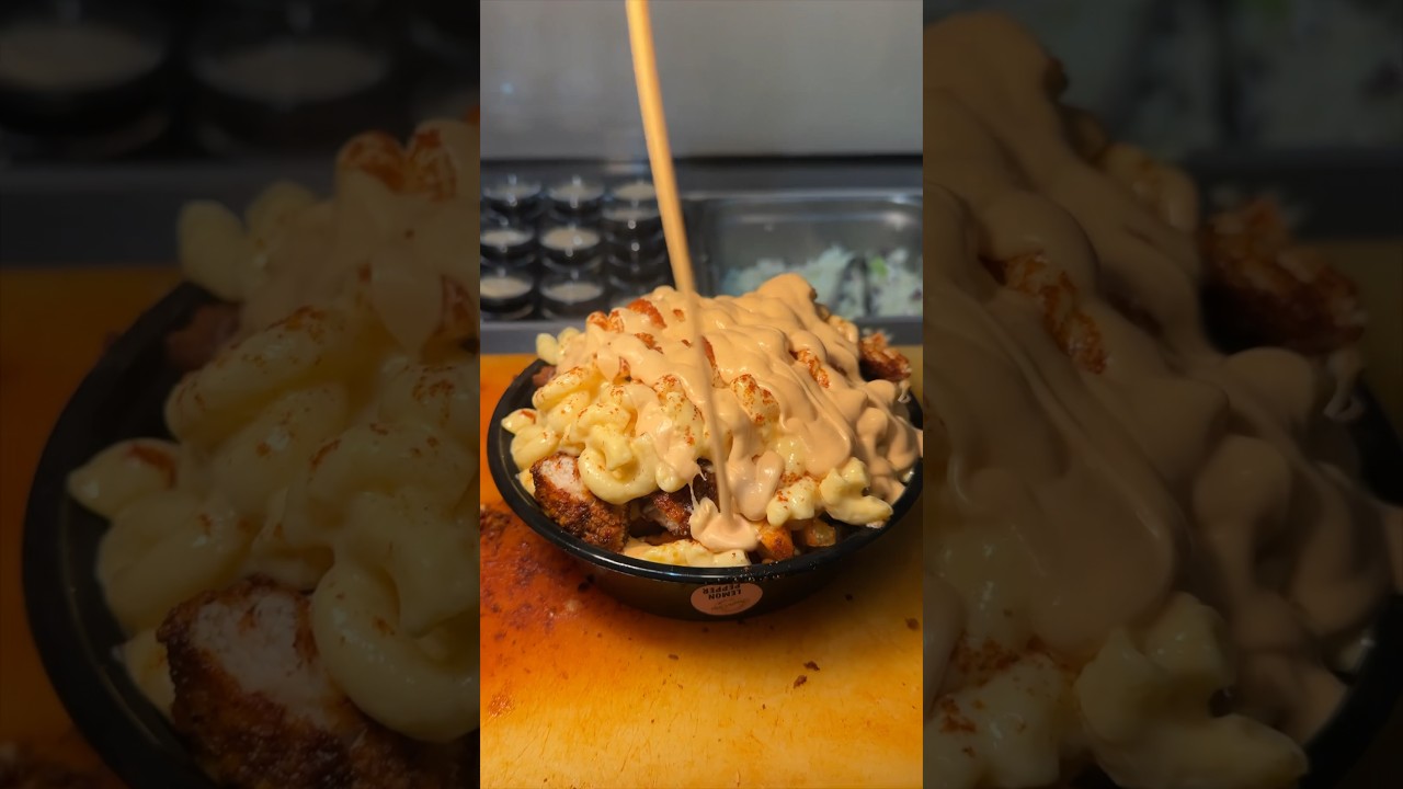 SLAPPIN’ BOWL vs SLAPPIN’ MAC BOWL at Slappin Chick in Hicksville, NY on Long Island! 🍗#DEVOURPOWER