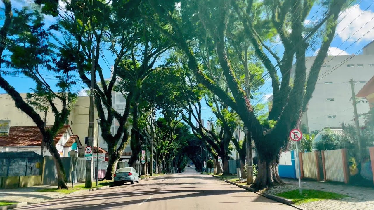 Dirigindo por Curitiba - Passeio pelos bairros até o Centro da cidade