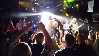 voice actors rock! concert by voice chasers - "don't stop the sandman"